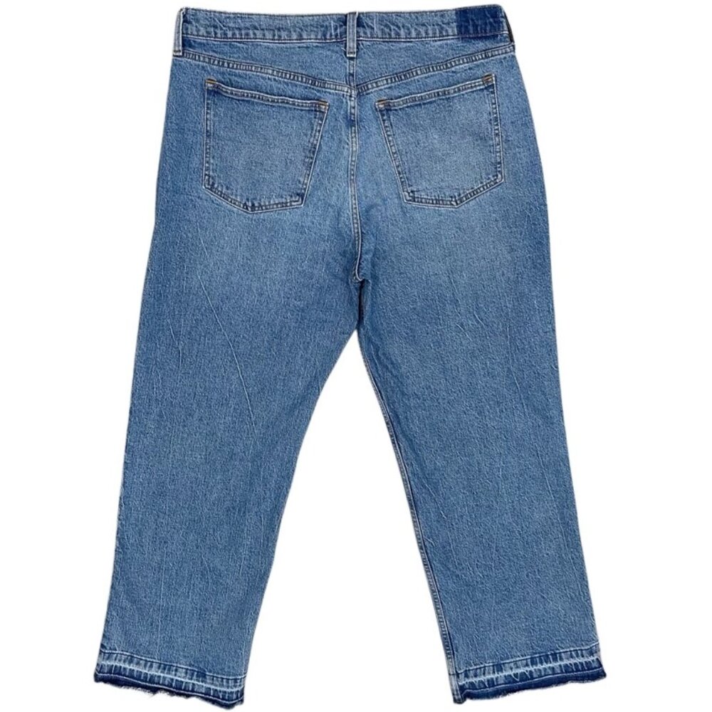 Abercrombie & Fitch The Baggy Low Rise Jeans in Medium With Let Down Hem Size 32 - Picture 2 of 16